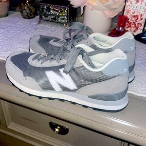 GRAY NEW BALANCES